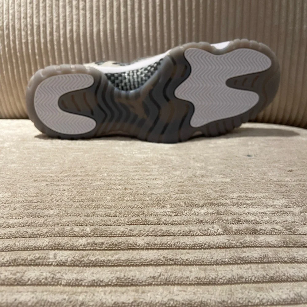 AIR JORDAN 11 LOW RETRO OREWOOD BROWN - Picture 5 of 6